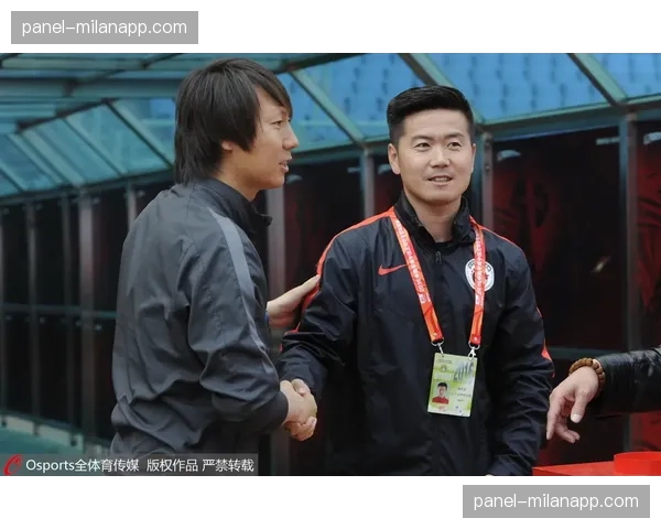 【2026年4月中超联赛反击效率与攻防转换速度·赛前·动态赛前训练课：浙江队重点演练3v2快速推进，乔迪强调出球少于4脚